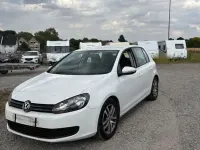 Gebraucht VW Golf VI Comfortline 110 PS (80 kW) 2009 Weiß Limousine