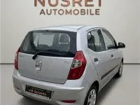 Gebraucht Hyundai i10 75 PS (55 kW) 2013 Silber Kleinwagen