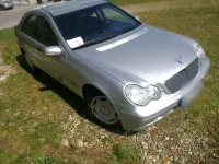 Gebraucht Mercedes C180 146 PS (107 kW) 2003 Silber Limousine