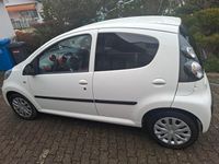 Gebraucht Citroën C1 Tendance 68 PS (50 kW) 2013 Weiß Kleinwagen