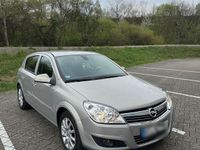 Gebraucht Opel Astra 90 PS (66 kW) 2010 Beige Kleinwagen