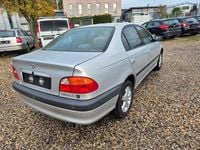 Gebraucht Toyota Avensis 128 PS (94 kW) 2000 Grau Limousine