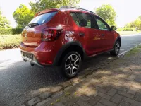 Gebraucht Dacia Sandero Celebration 90 PS (66 kW) 2018 Rot SUV