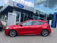 Gebraucht Ford Focus ST-Line X 116 PS (85 kW) 2024 Rot Limousine