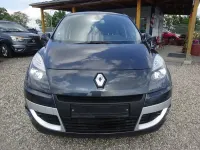 Gebraucht Renault Scenic E-Tech Bose Edition 131 PS (96 kW) 2011 Schwarz Van / Kleinbus