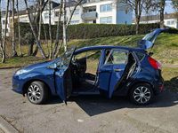 Gebraucht Ford Fiesta Ambiente 60 PS (44 kW) 2015 Blau Limousine