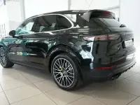 Używany Porsche Cayenne 470 KM (345 kW) 2023 Czarny SUV