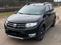 Gebraucht Dacia Sandero Prestige 90 PS (66 kW) 2015 Schwarz Limousine