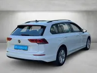 Gebraucht VW Golf VIII Life 110 PS (80 kW) 2023 Weiß Kombi