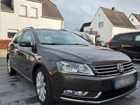 Gebraucht VW Passat Comfortline 140 PS (102 kW) 2012 Braun Kombi