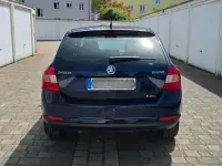 Gebraucht Skoda Rapid Drive 105 PS (77 kW) 2014 Blau Kleinwagen