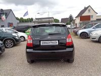 Gebraucht Citroën C2 Sport Chic 73 PS (53 kW) 2008 Lack onyx schwarz/deckende Kleinwagen