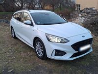Gebraucht Ford Focus ST-Line 125 PS (91 kW) 2022 Weiß Kombi