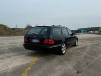 Gebraucht Mercedes E430 279 PS (205 kW) 2003 Violet Limousine