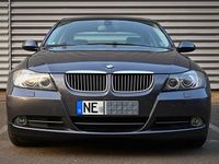 Gebraucht BMW 330 258 PS (189 kW) 2005 Grau Limousine