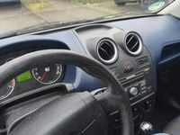 Gebraucht Ford Fiesta 69 PS (50 kW) 2006 Blau Kleinwagen