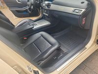 Gebraucht Mercedes E200 136 PS (100 kW) 2016 Gelb Limousine