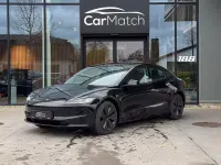 Usado Tesla Model 3 Standard Range 208 kW (283 HP) 2025 Preto Sedan