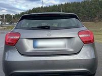 Gebraucht Mercedes A180 Edition 122 PS (89 kW) 2014 Grau Limousine
