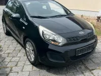 Gebraucht Kia Rio 86 PS (63 kW) 2011 Schwarz Kleinwagen