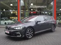 Gebraucht VW Passat GTE 218 PS (160 kW) 2021 Uranograu Kombi