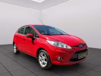 Gebraucht Ford Fiesta Titanium 120 PS (88 kW) 2011 Rot Limousine