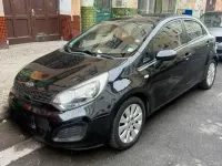 Gebraucht Kia Rio 85 PS (62 kW) 2011 Schwarz Kleinwagen