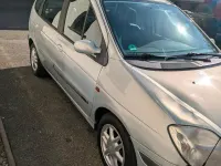 Używany Renault Scénic 139 KM (102 kW) 2003 Szary Minivan