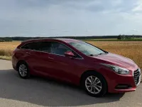 Gebraucht Hyundai i40 Trend 141 PS (103 kW) 2017 Rot Kombi