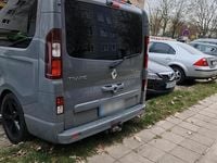 Gebraucht Renault Traffic 145 PS (106 kW) 2015 Grau Van / Kleinbus