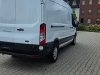 Gebraucht Ford Transit Trend 131 PS (96 kW) 2020 Weiß Limousine