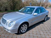 Gebraucht Mercedes E240 Classic 170 PS (125 kW) 2003 Silber Limousine