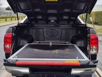 Gebraucht Toyota HiLux 150 PS (110 kW) 2016 Schwarz Pickup