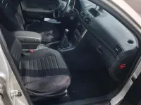 Gebraucht Toyota Avensis 129 PS (94 kW) 2006 Silber Limousine