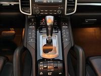 Second-hand Porsche Cayenne Platinum Edition 262 CP (192 kW) 2017 Negru SUV