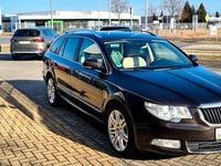 Gebraucht Skoda Superb Elegance 170 PS (125 kW) 2012 Schwarz Kombi