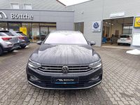 Gebraucht VW Passat Business 150 PS (110 kW) 2022 Deep black perleffekt Kombi