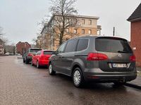 Gebraucht VW Sharan 140 PS (102 kW) 2012 Grau Van / Kleinbus