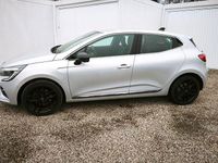 Gebraucht Renault Clio V 131 PS (96 kW) 2021 Grau Limousine