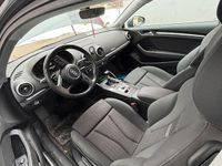 Gebraucht Audi A3 116 PS (85 kW) 2017 Grau Limousine