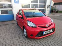 Gebraucht Toyota Aygo Cool 68 PS (50 kW) 2013 Rot Kleinwagen