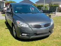 Gebraucht Kia Ceed 125 PS (91 kW) 2011 Grau Kleinwagen