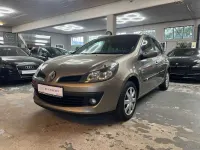 Gebraucht Renault Clio GrandTour 101 PS (74 kW) 2009 Grau Kombi
