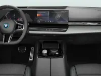 Gebraucht BMW 550e Comfort Edition 489 PS (359 kW) 2025 Schwarz Kombi