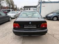 Second-hand BMW 523 170 CP (125 kW) 2000 Negru Berlinǎ