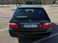 Gebraucht Mercedes E200 Elegance 163 PS (119 kW) 2005 Schwarz Kombi
