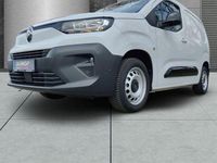 Second-hand Citroën Berlingo 102 CP (75 kW) 2024 Alb Monovolum