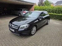Gebraucht Mercedes A180 109 PS (80 kW) 2014 Schwarz Kleinwagen