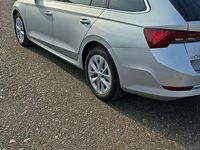 Gebraucht Skoda Octavia 150 PS (110 kW) 2021 Grau Kombi
