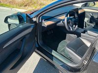Gebraucht Tesla Model 3 RWD 225 kW (306 PS) 2022 Schwarz Limousine
